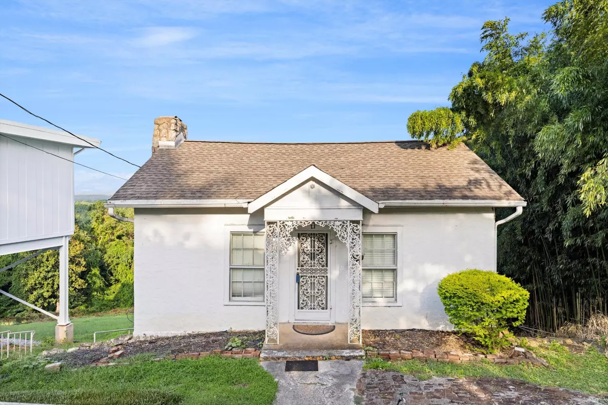 Chattanooga, TN 37404,488 E View Drive