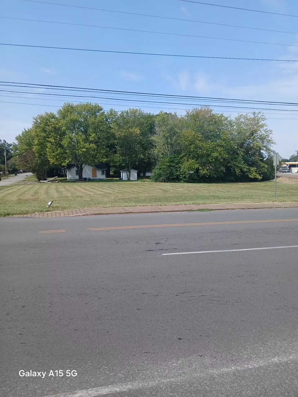 Hohenwald, TN 38462,8 S Walnut St