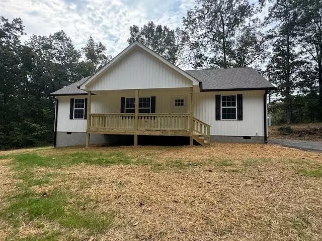 5067 Village Drive, Cohutta, GA 30710