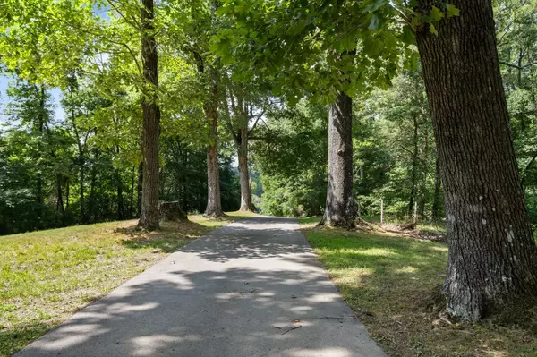 Pegram, TN 37143,4572 Hickory Hill Rd