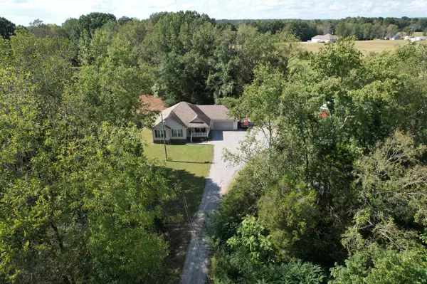 Elora, TN 37328,121 Wells Lee Rd