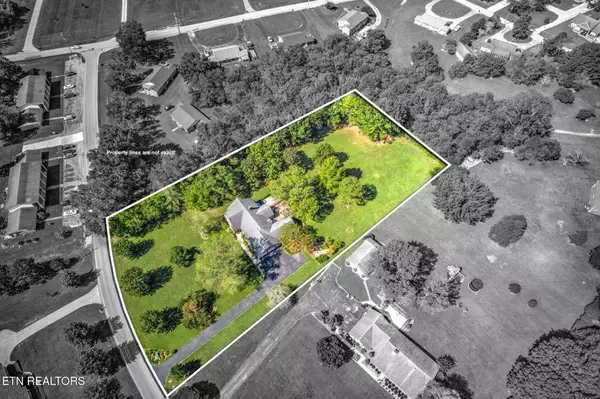 Kingston, TN 37763,121 Bailey Rd