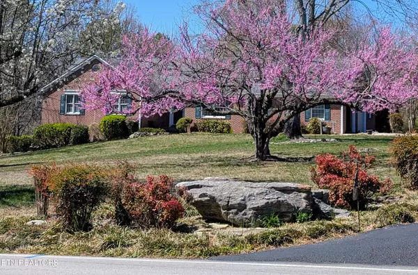 Kingston, TN 37763,121 Bailey Rd