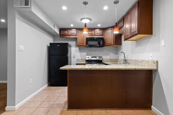 Chattanooga, TN 37405,900 Mountain Creek Road #Apt. I-109