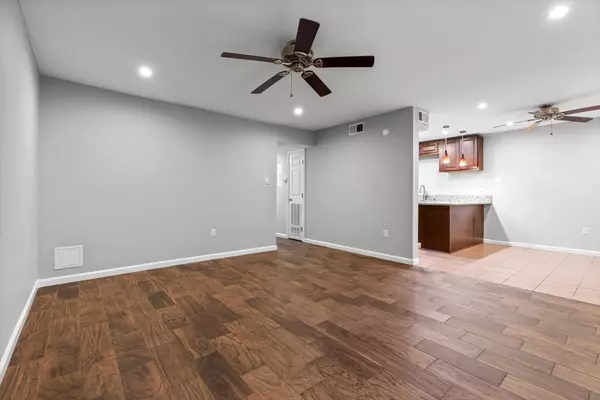 Chattanooga, TN 37405,900 Mountain Creek Road #Apt. I-109