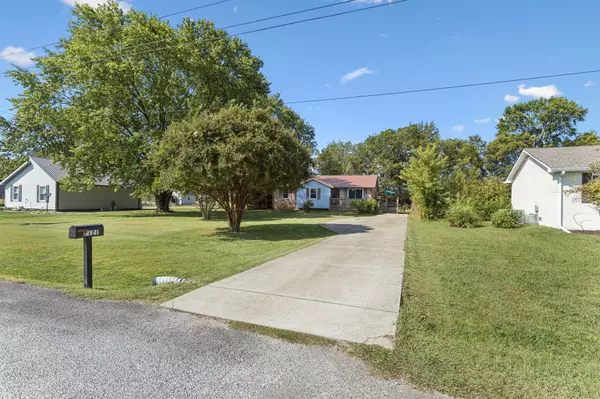 Murfreesboro, TN 37129,7121 Corner Dr