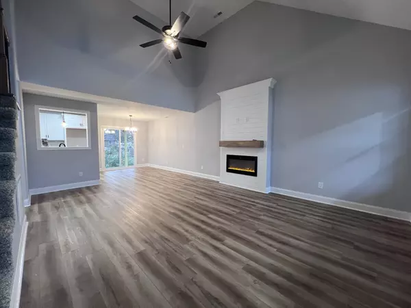 Clarksville, TN 37042,248 Switchgrass Dr