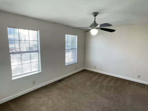 Nashville, TN 37203,1011 9th Ave #S