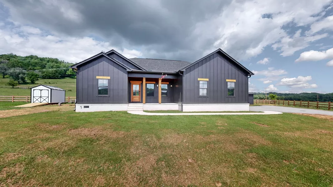 9718 Campbellsville Road, Pulaski, TN 38478