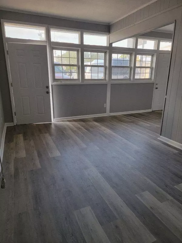 Lawrenceburg, TN 38464,205 E Gaines St