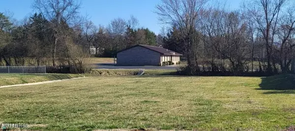 Maryville, TN 37803,0 Pinewood Drive