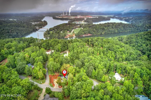 Kingston, TN 37763,417 High St