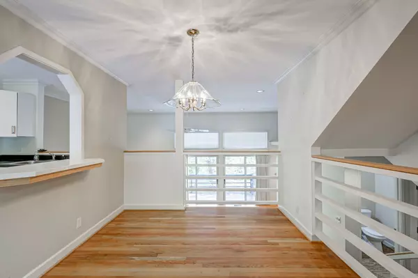 Nashville, TN 37221,937 Harpeth Trace Dr