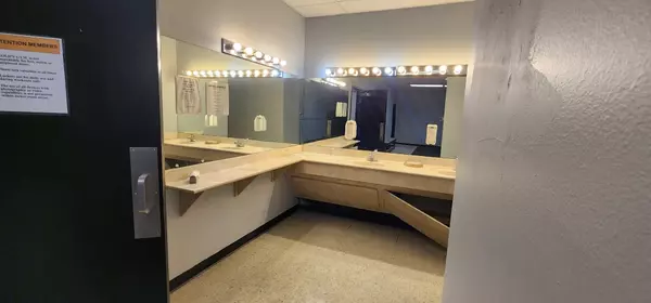 Murfreesboro, TN 37130,313 S Church St