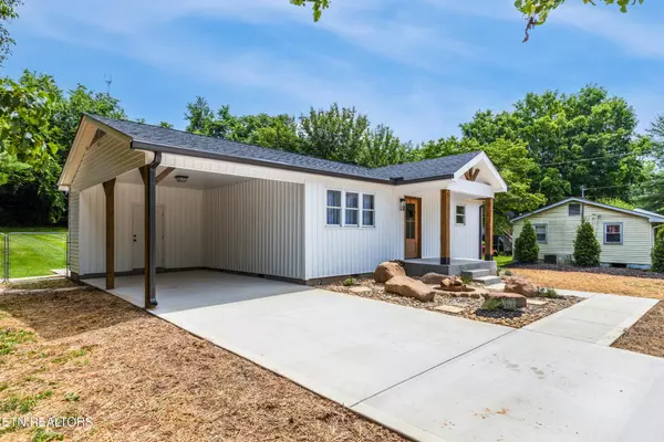 Knoxville, TN 37912,210 Elyria Drive