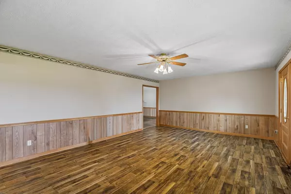 Lafayette, TN 37083,1021 Maple Grove Rd