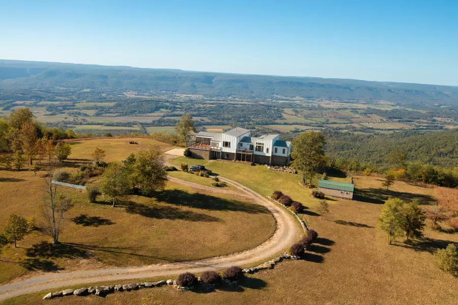 99 Raven Crest Trail #E, Graysville, TN 37338