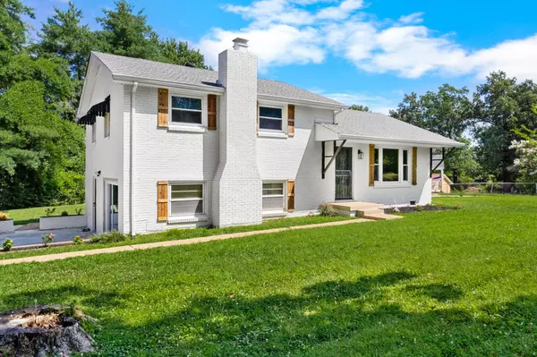 Clarksville, TN 37042,303 Nice Dr