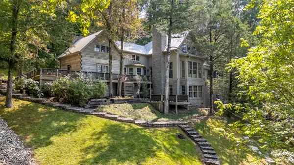 Rock Island, TN 38581,658 Moore Rd