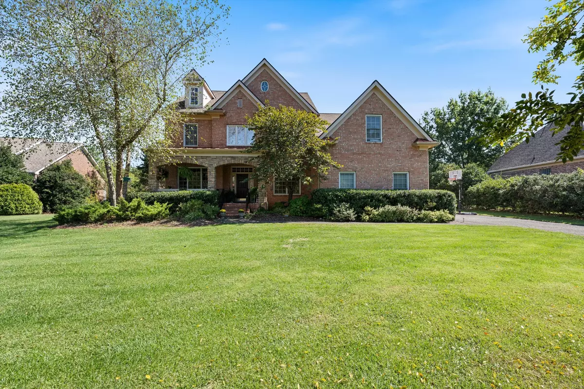 Brentwood, TN 37027,1740 Forsyth Park Dr