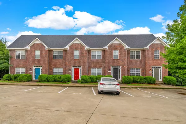 Clarksville, TN 37040,516 S 1st St