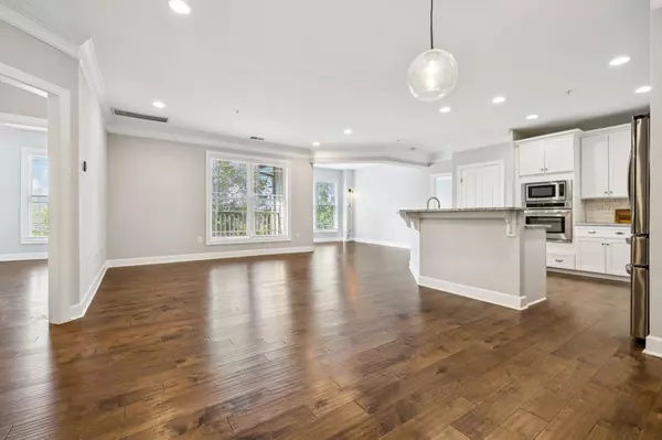 Nashville, TN 37203,3102 West End Circle #403