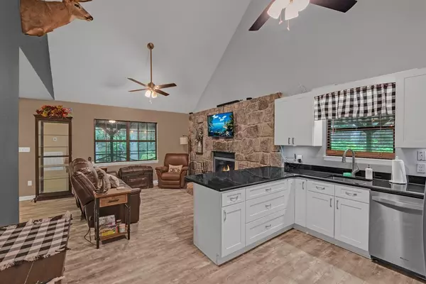 Crab Orchard, TN 37723,6573 Smith Mountain Rd