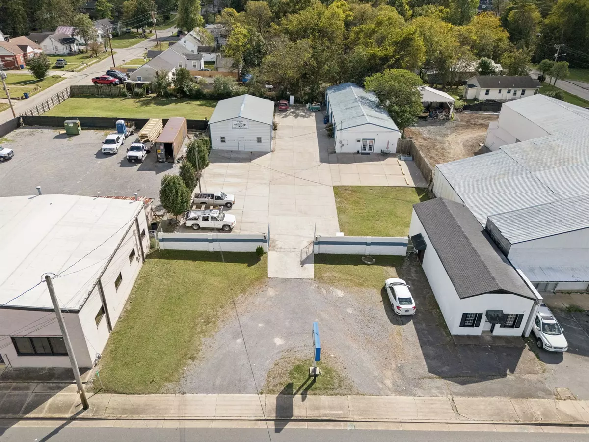 Shelbyville, TN 37160,506 E Depot St