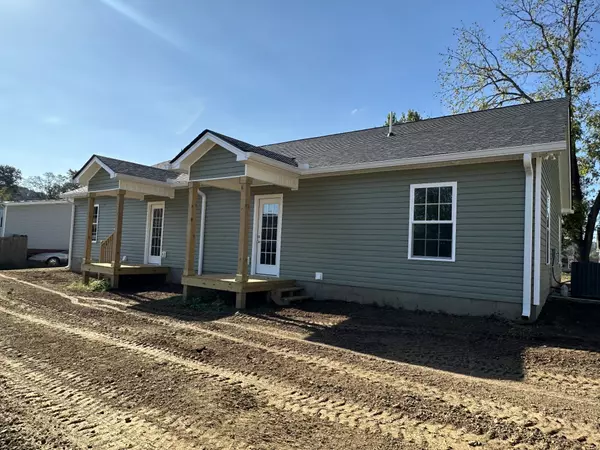 Woodbury, TN 37190,926 Trail St