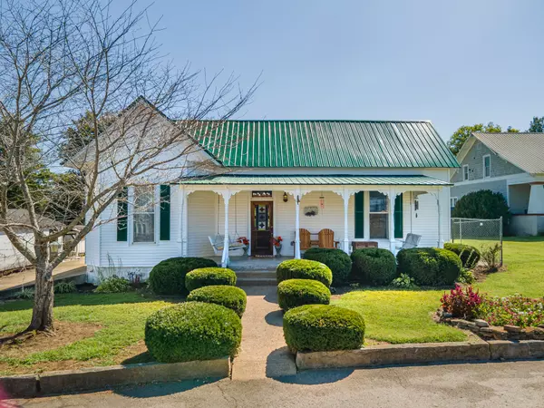 Lynnville, TN 38472,116 Vine St