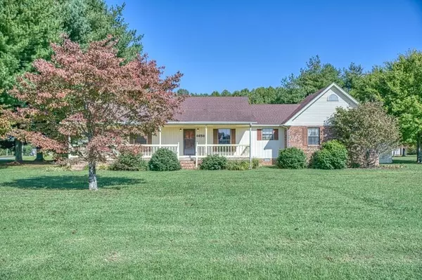 Lafayette, TN 37083,4650 Highway 52 #W