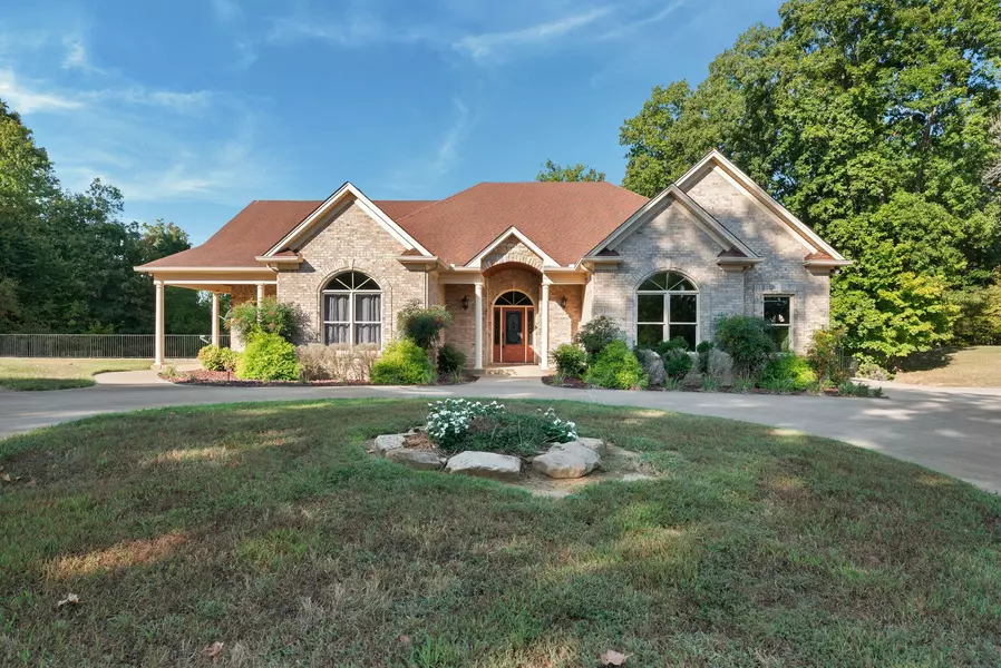 1079 Ridgecrest Dr, Goodlettsville, TN 37072