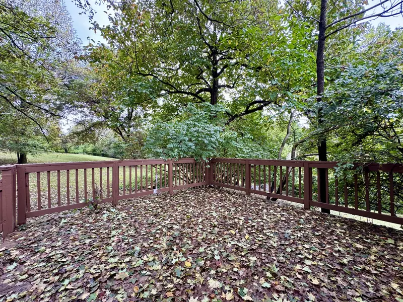 2340 Fernwood Dr, Nashville, TN 37216