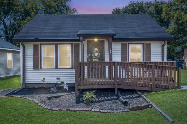 203 West Adams Avenue, Lebanon, TN 37087