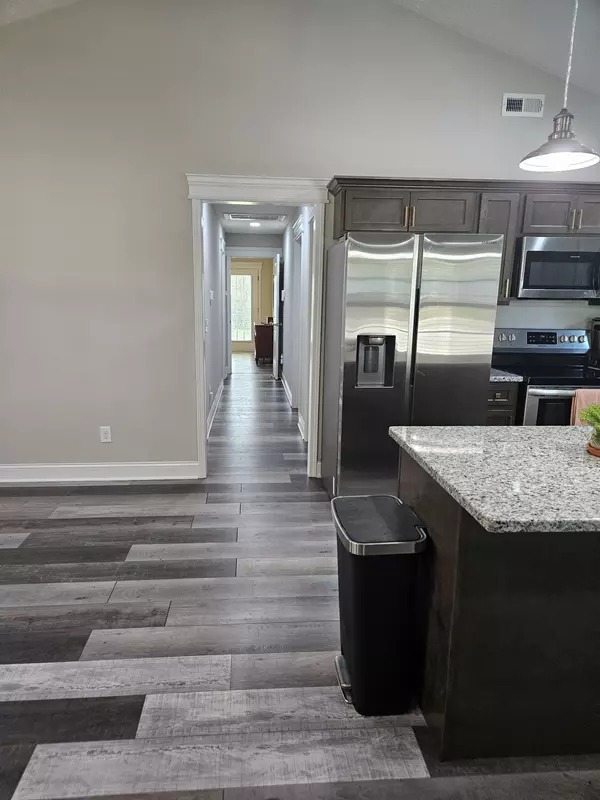 Shelbyville, TN 37160,100 Baker St