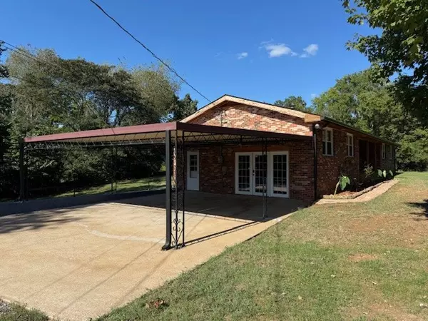 Fairview, TN 37062,2000 Fairview Blvd