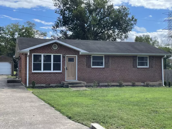 472 Sunliner Dr, Nashville, TN 37209