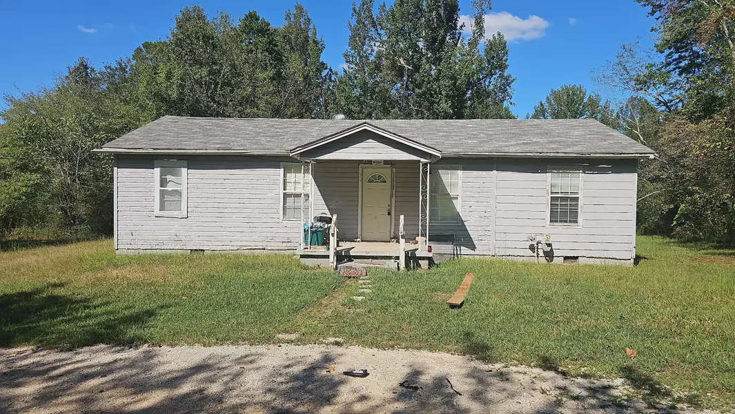 580 Old Friendship Rd, Finger, TN 38334