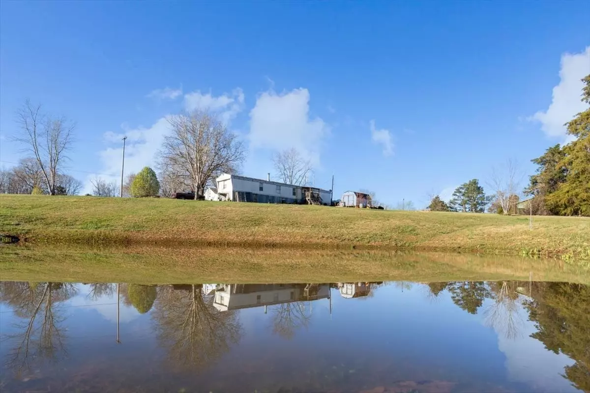 White Bluff, TN 37187,368 Joslin Branch Rd