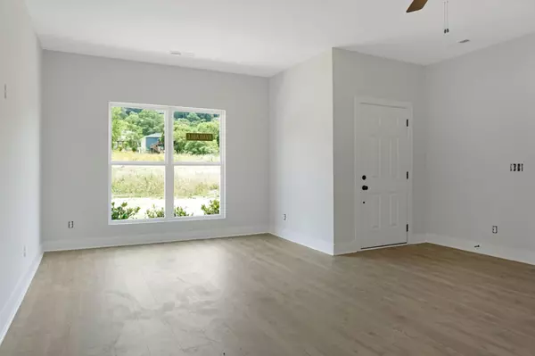 Chattanooga, TN 37404,1821 Cotton Way