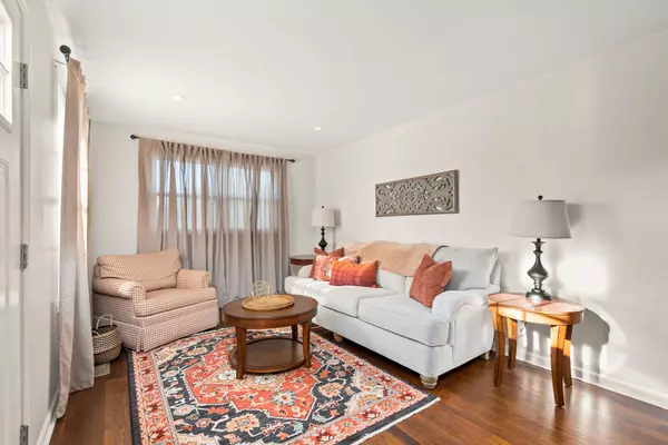 Hermitage, TN 37076,633 Debbie Dr