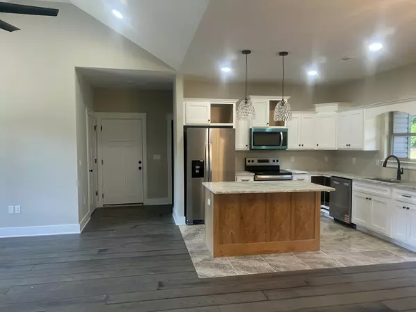 La Fayette, GA 30728,98 Arnold Lane