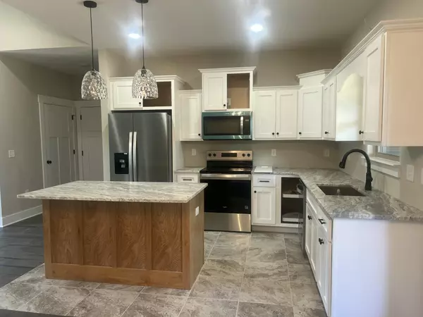 La Fayette, GA 30728,98 Arnold Lane