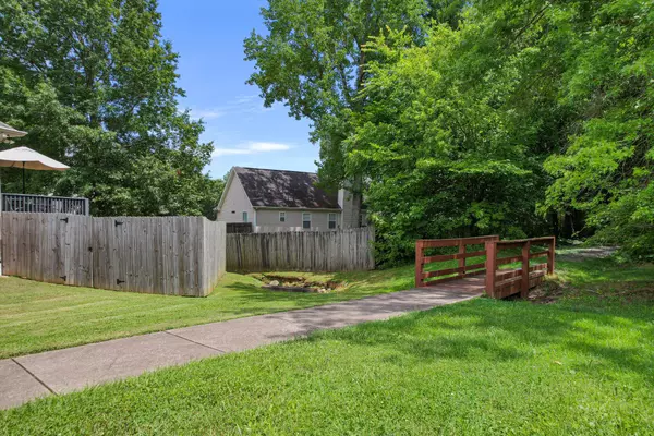 White House, TN 37188,221 Foster Dr