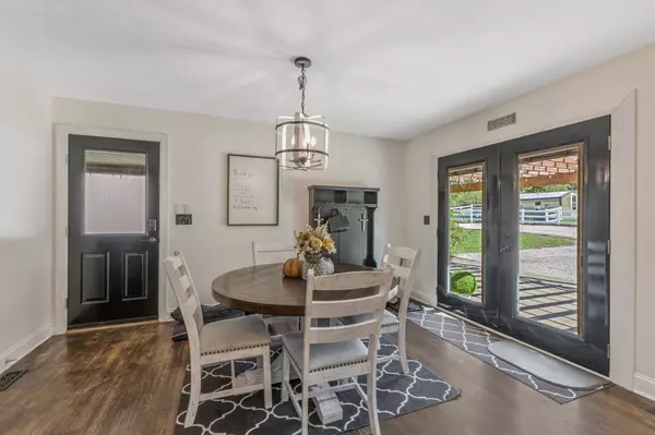 Mc Ewen, TN 37101,1745 Ennis Branch Rd