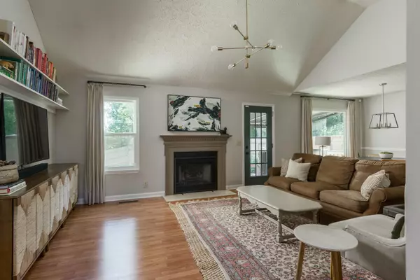 Nashville, TN 37211,5313 Old Village Rd