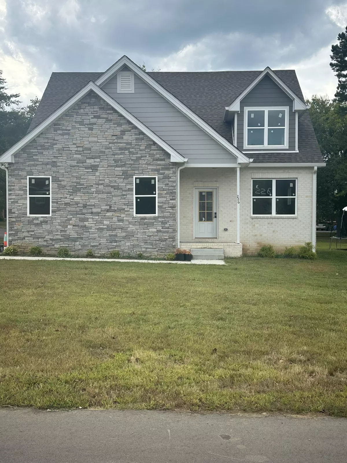 Lebanon, TN 37087,226 Hidden Acres Dr