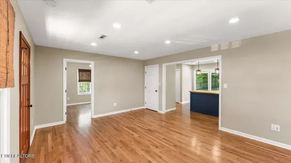 Corryton, TN 37721,7209 Washington Pike