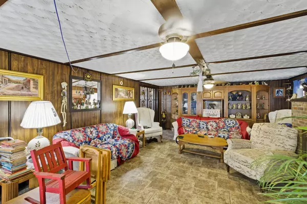 Portland, TN 37148,207 Center St