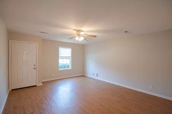 Clarksville, TN 37042,293 Executive Drive #A